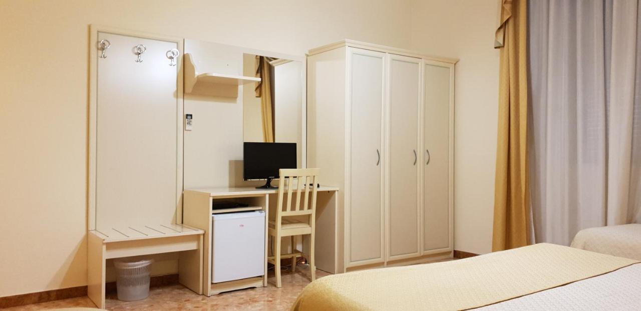 Rs San Sebastiano Holidays Acireale Exteriör bild